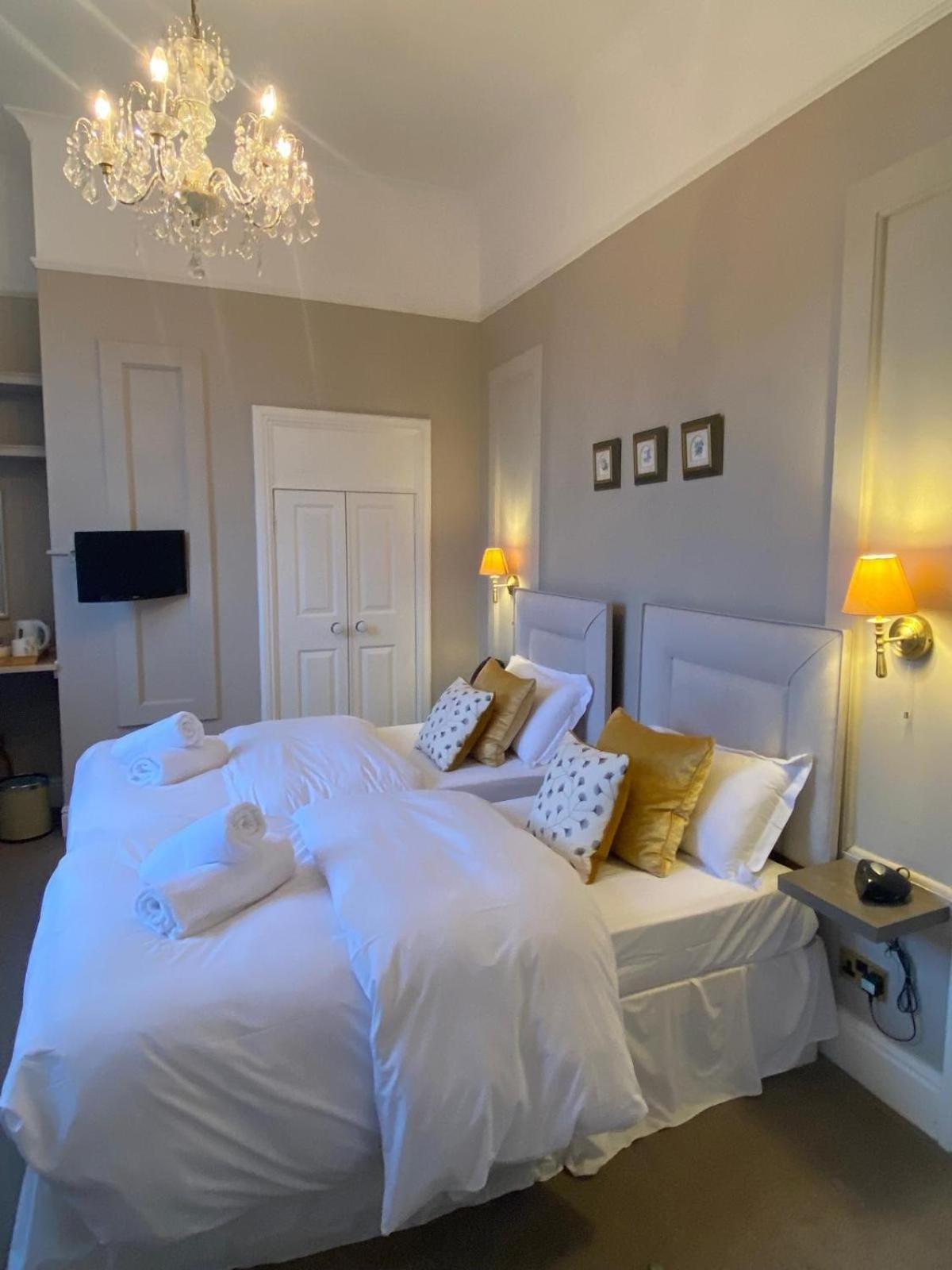 Alexandra Court Hotel Congleton Eksteriør bilde