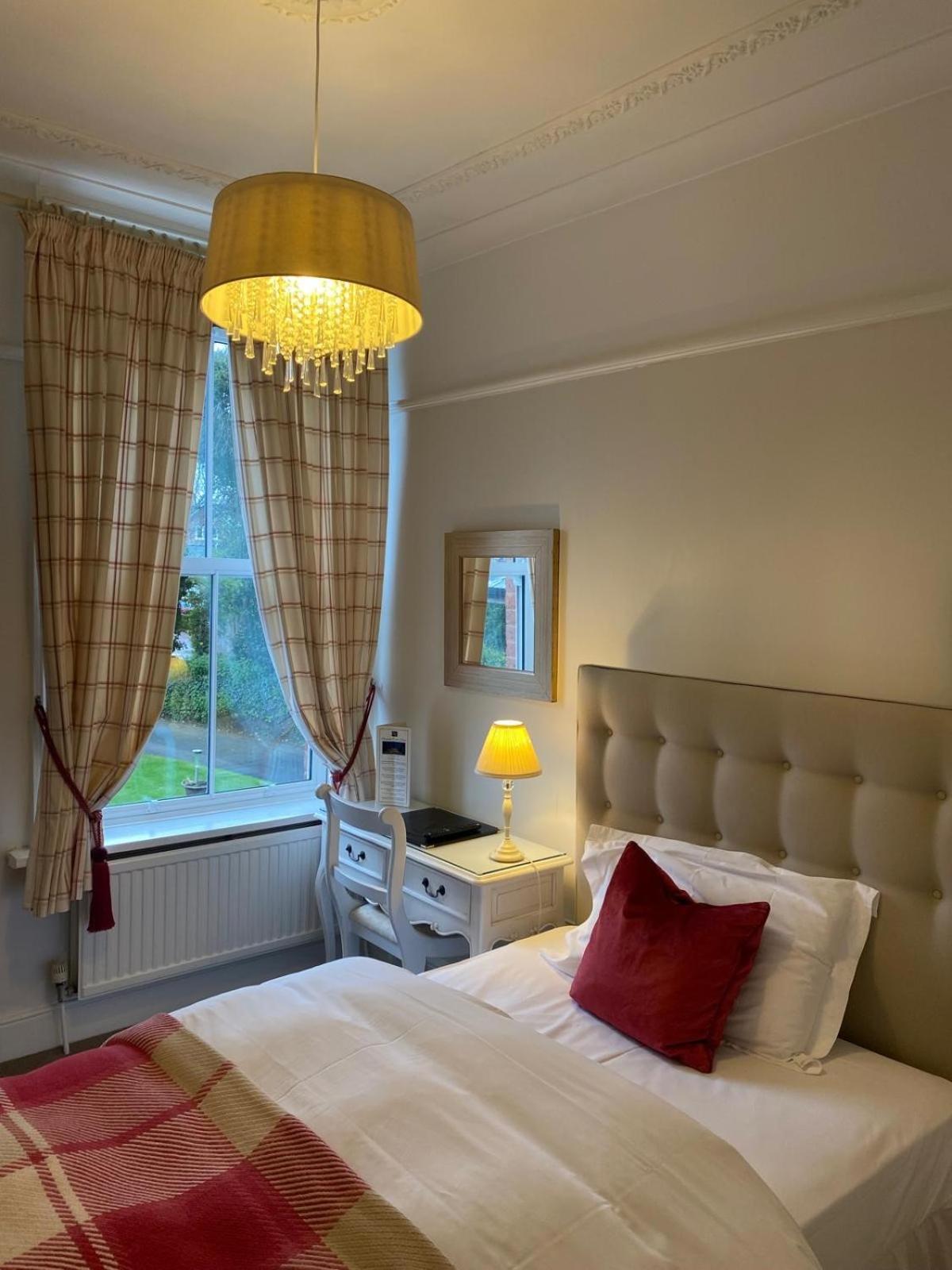 Alexandra Court Hotel Congleton Eksteriør bilde