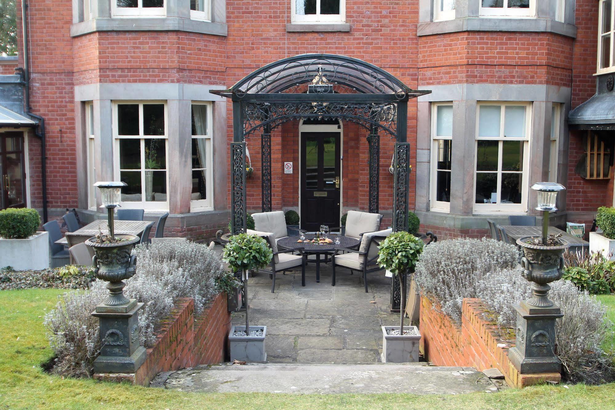 Alexandra Court Hotel Congleton Eksteriør bilde